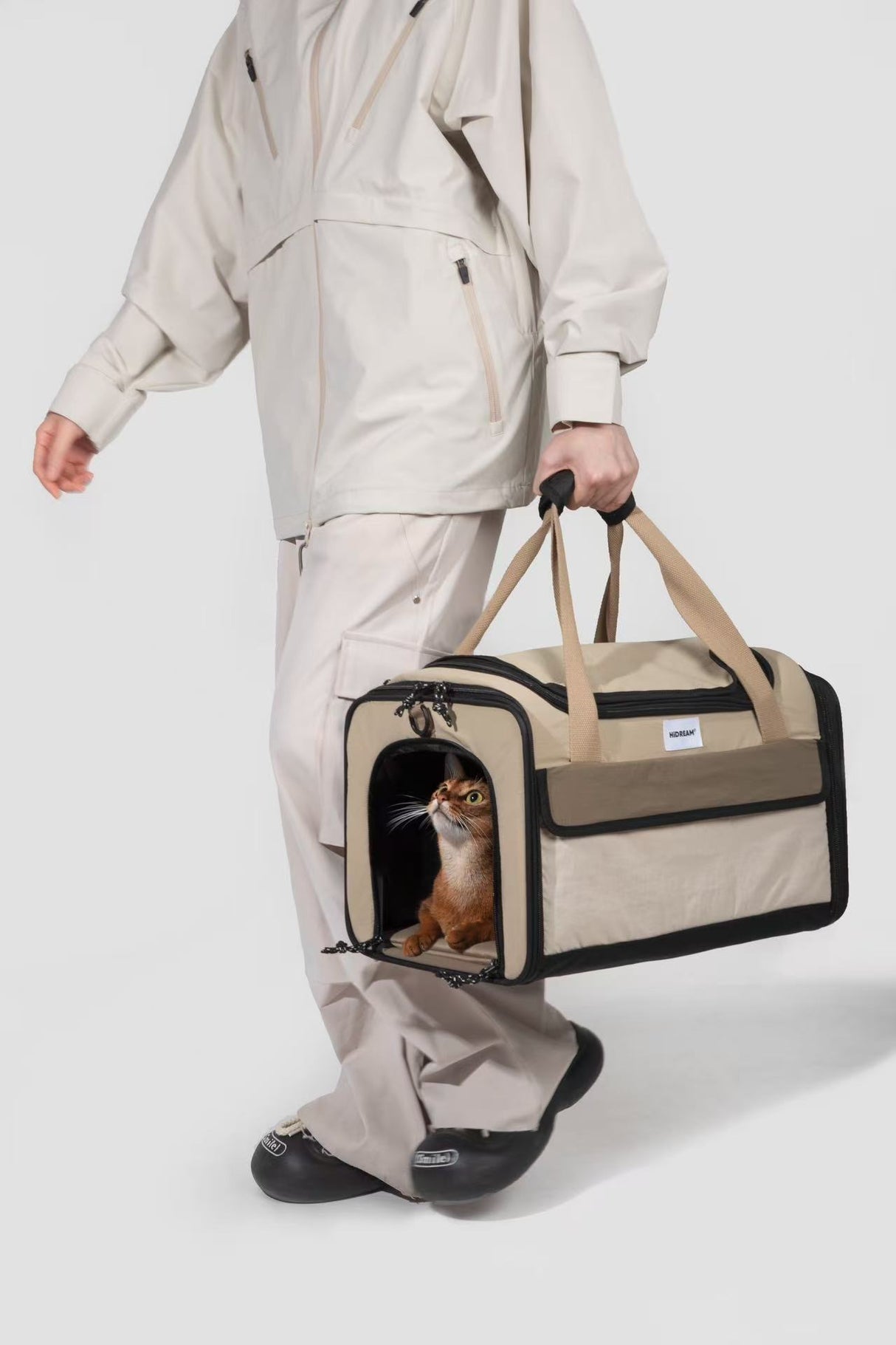 Pet Carrier - Roasted Chestnut Collapsible Bag (for pets up to 7 kg)