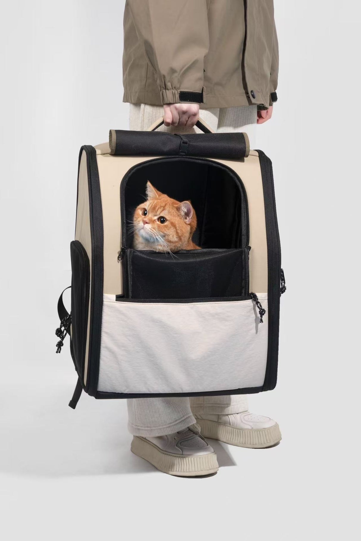 Pet Carrier - Roasted Chestnut Collapsible Backpack (for pets up to 8 kg)